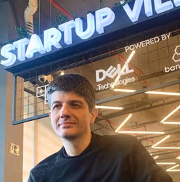 A profile image of Julio Trois